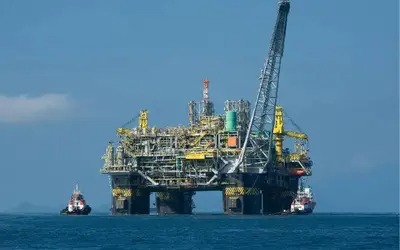 Exploração de petróleo garante bilhões para estados e municípios brasileiros