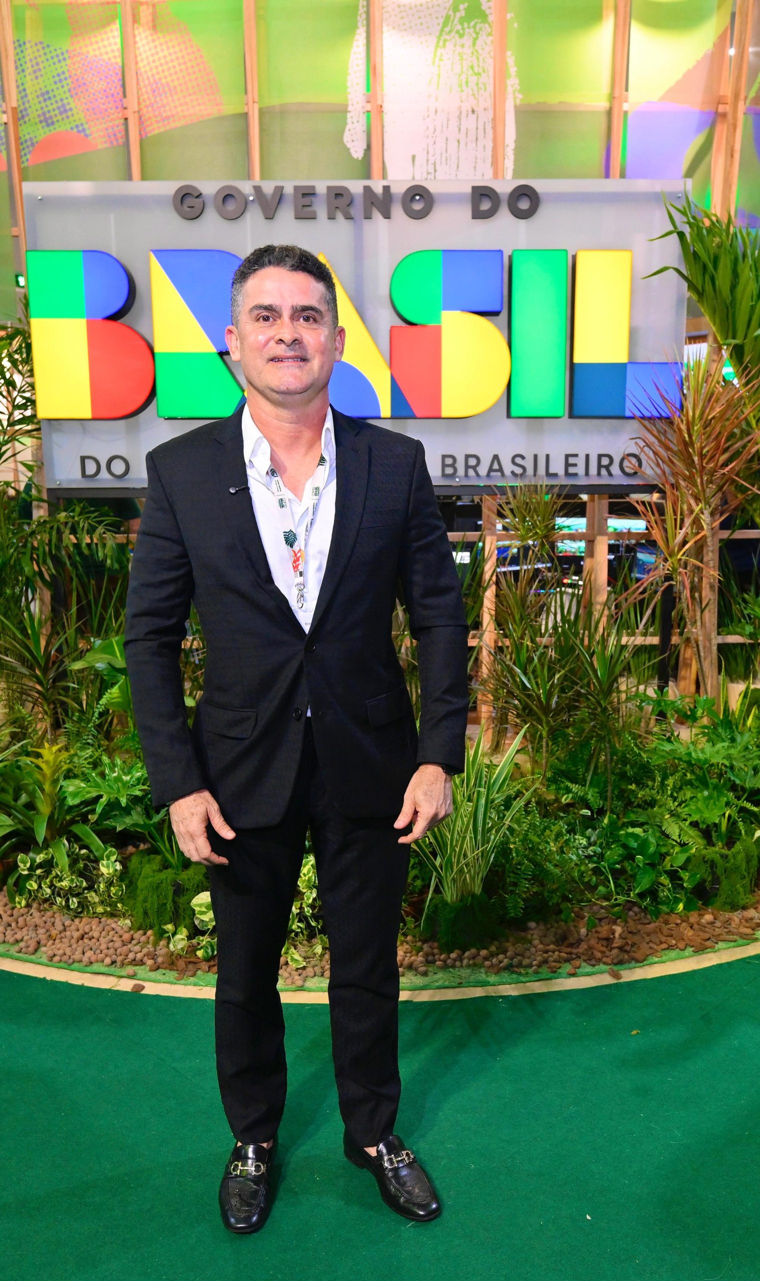 David Almeida cobra explicações sobre R$ 245 bilhões
