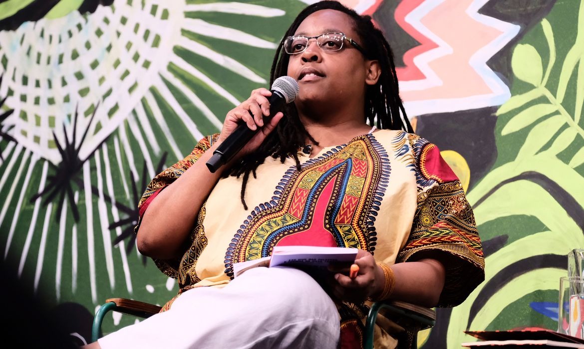 Literatura negra transforma narrativas no Brasil