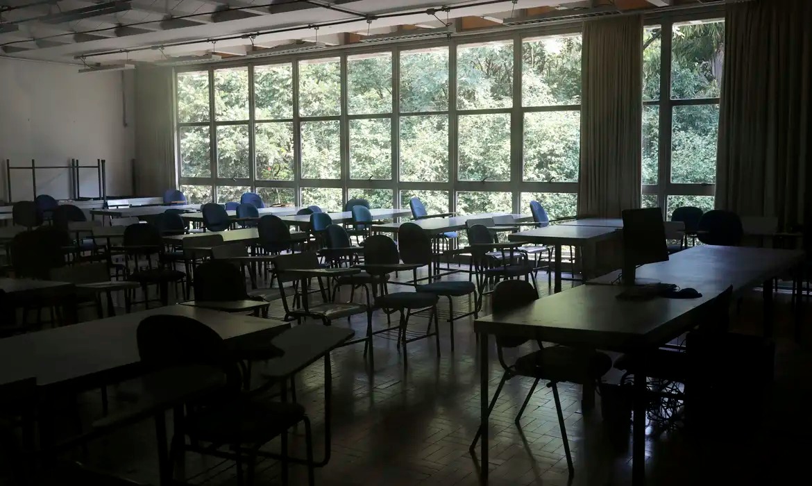 Cursos de medicina terão restrições no Fies