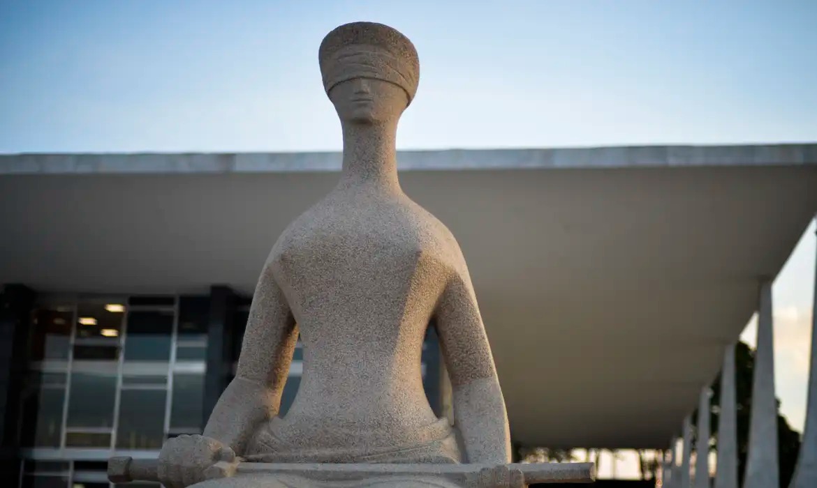 STF diz que pagamentos estão em dia com empresa terceirizada