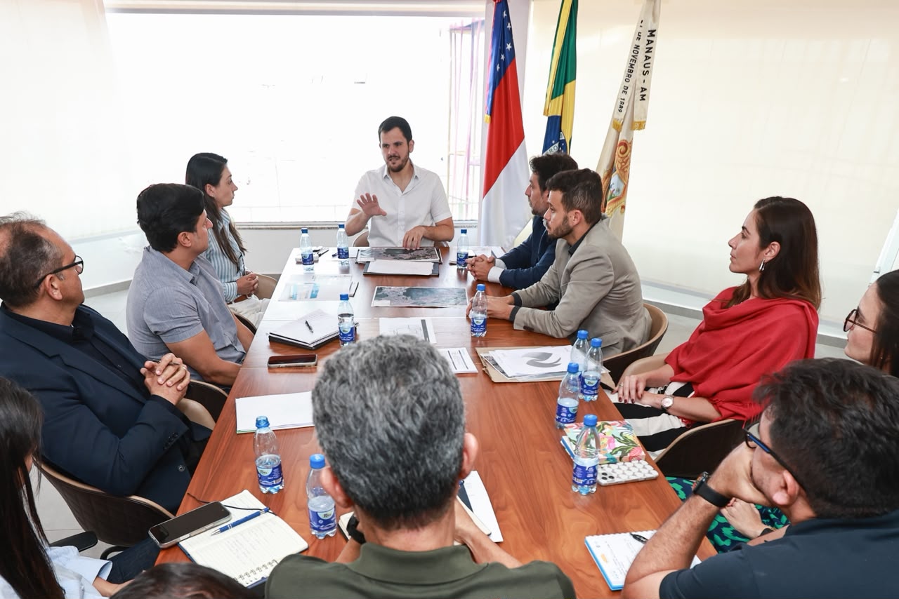 Energisa Manaus serviços e obras são discutidos