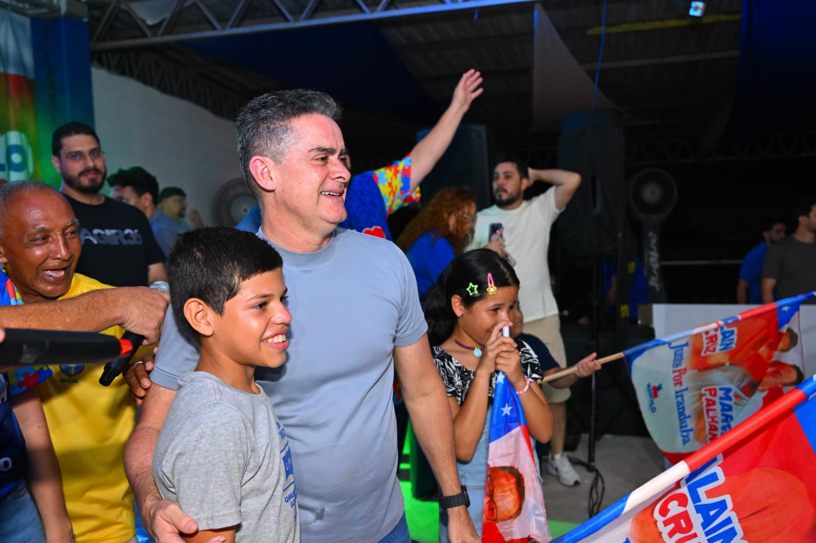 David Almeida destaca participação popular como base para construir soluções no Amazonas