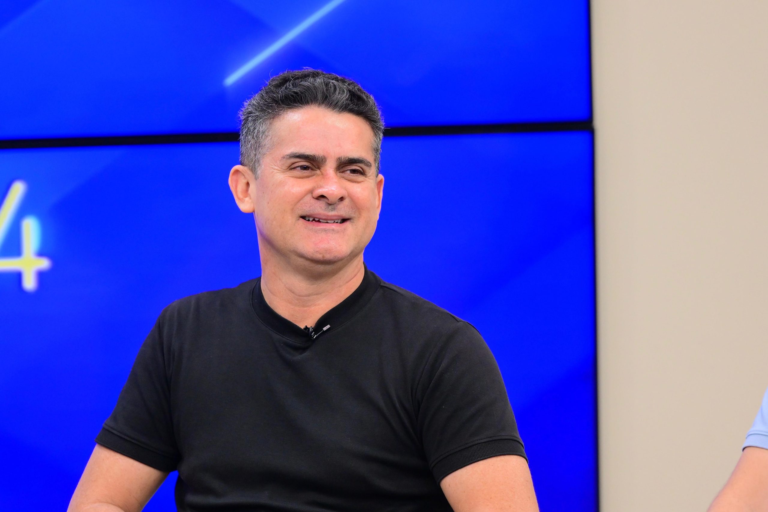 David Almeida anuncia pedido de informações sobre contratos da Aadesam