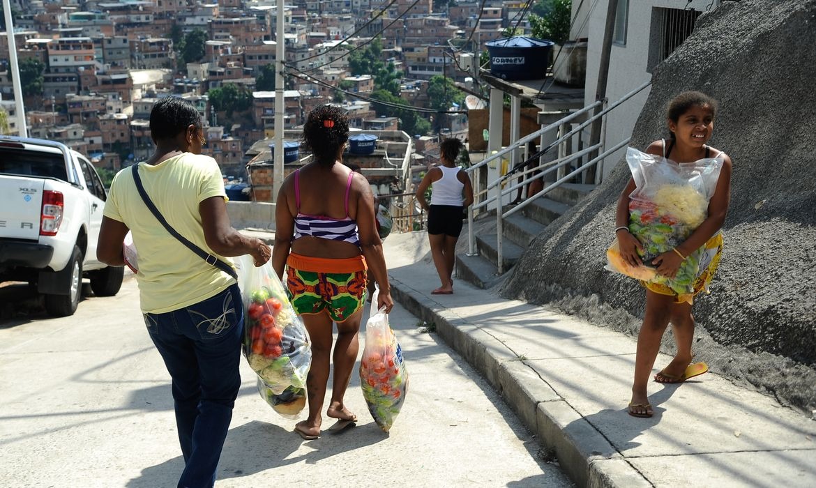 Brasil busca consolidar avanços após um ano fora do Mapa da Fome