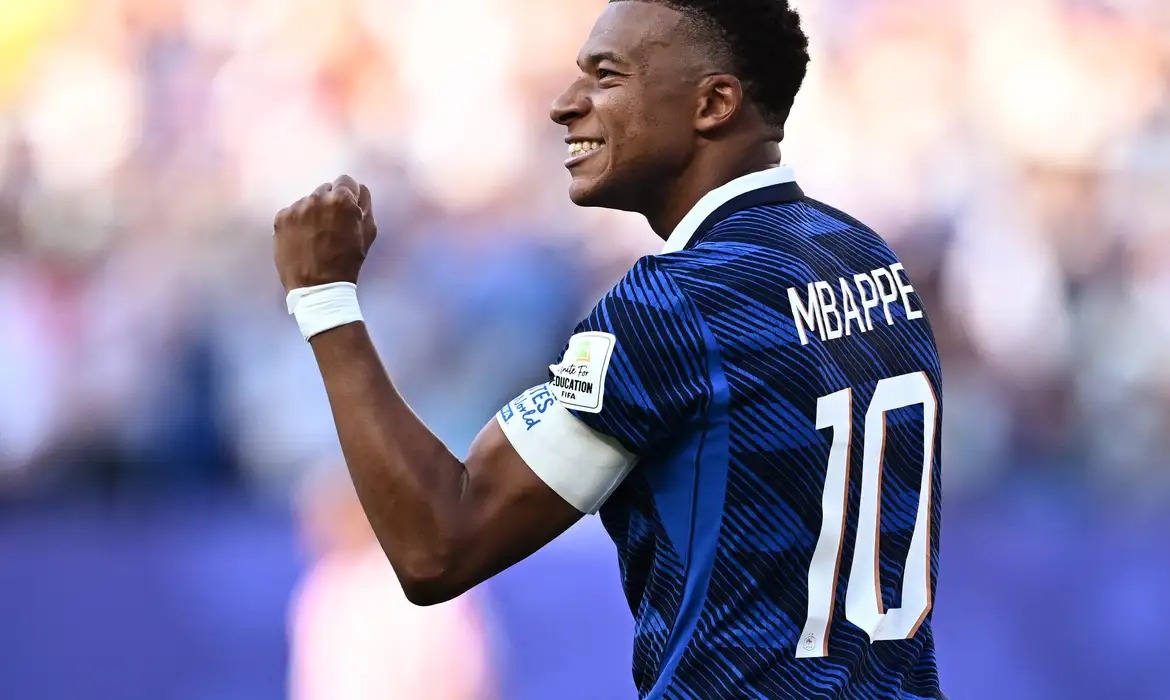 Política e futebol dividem espaço na Copa do Mundo de 2026