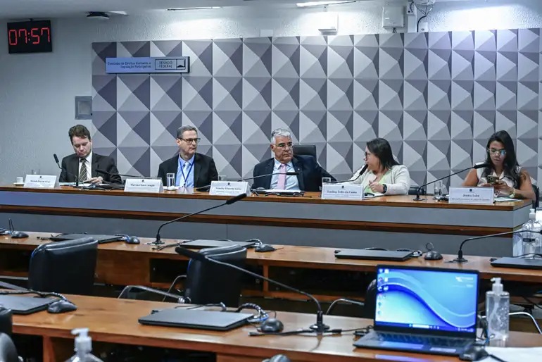 Vício em apostas preocupa especialistas e impulsiona debate sobre publicidade das bets