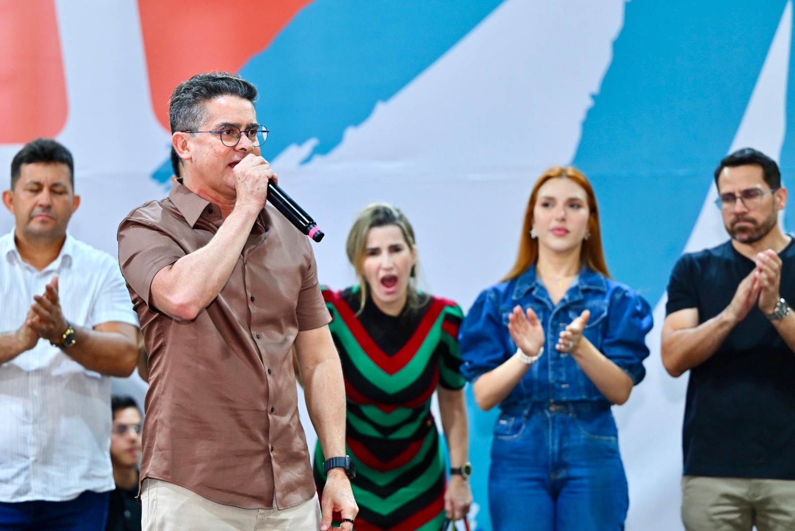 David Almeida destaca conquistas da educação municipal durante encontro em Manaus