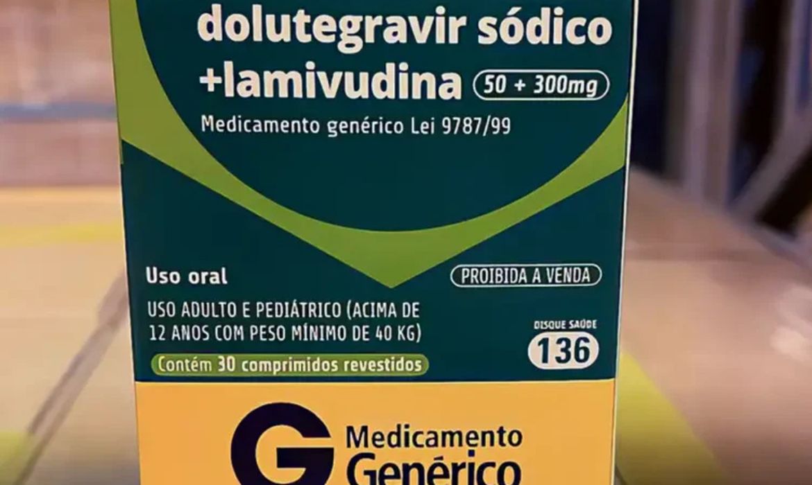 Transferência de tecnologia permite produção brasileira do principal remédio contra o HIV