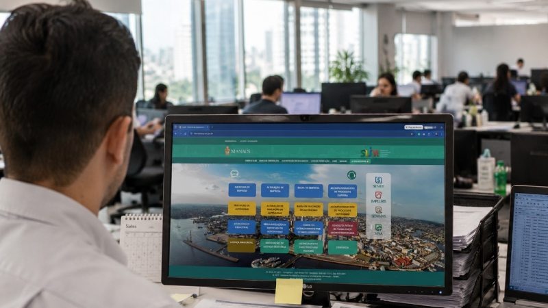 Manaus se destaca no Brasil pela rapidez na abertura de empresas