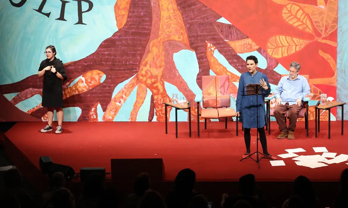 Orides Fontela e a força visual de uma poesia que marcou a literatura brasileira