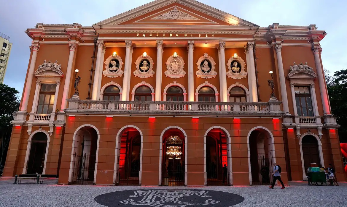 Teatro Amazonas é reconhecido como Patrimônio Mundial e ganha projeção internacional