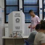 Universidades e instituições públicas participam da fiscalização das urnas eletrônicas