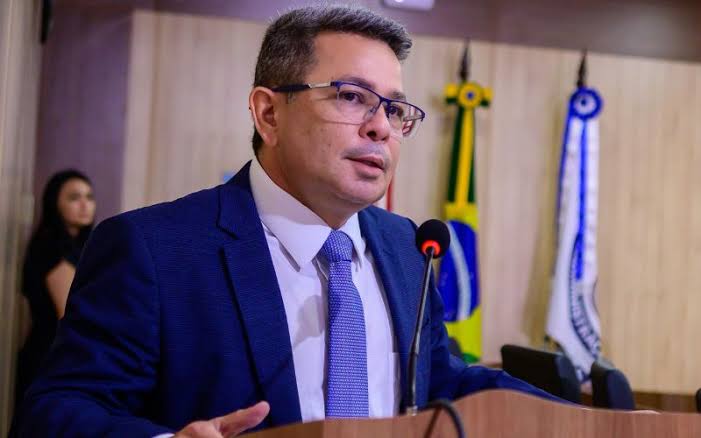 Articulações políticas para 2026 ganham novos capítulos após evento em Manaus