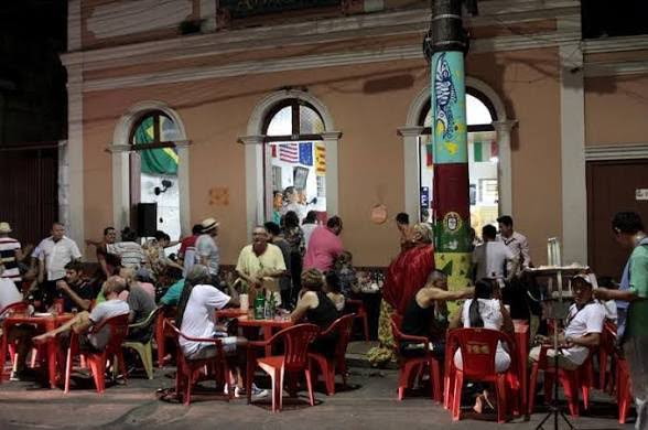Bar do Armando aguarda julgamento de recurso após suspensão de despejo em Manaus