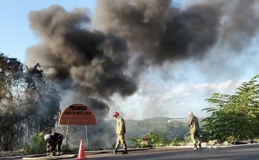 Incêndio assusta trabalhadores e populares no Distrito Industrial de Manaus