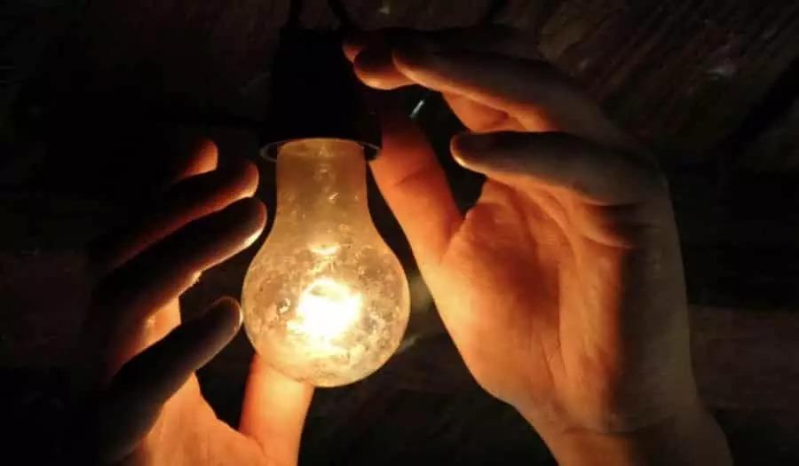 Bairros de Manaus têm interrupção de energia programada para terça