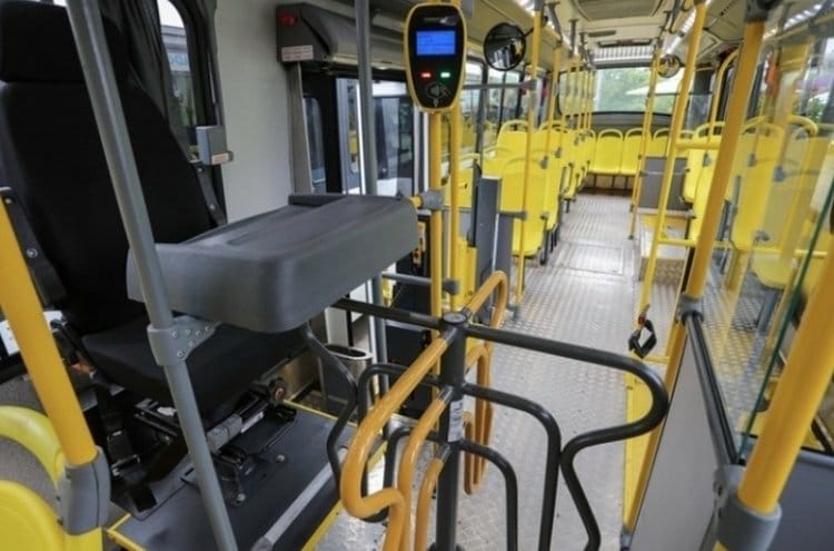 Manaus atualiza cadastro para garantir meia-passagem estudantil