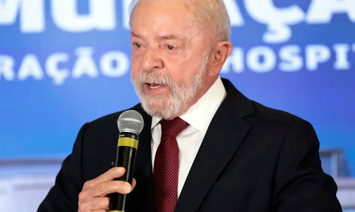Lula e Trump discutem tarifaço, segurança e conflitos internacionais