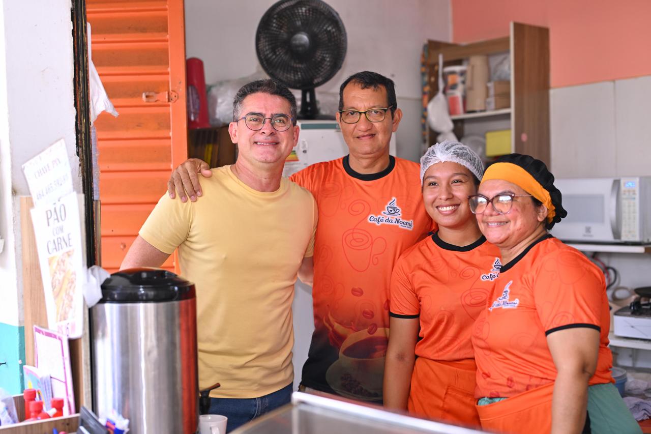 Feira do Japiim: David Almeida relembra obras e apoio aos trabalhadores