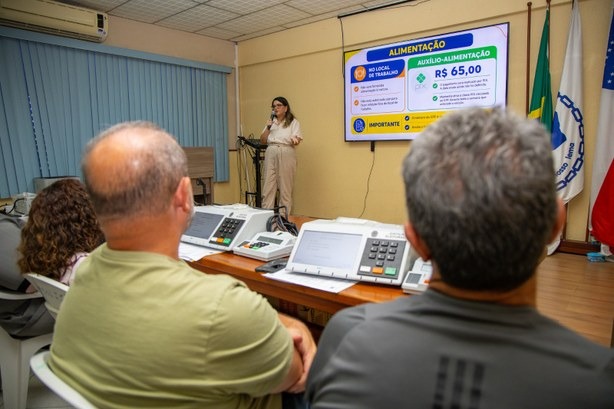 TRE-AM inicia treinamento de mesários em Manaus para Eleições 2026