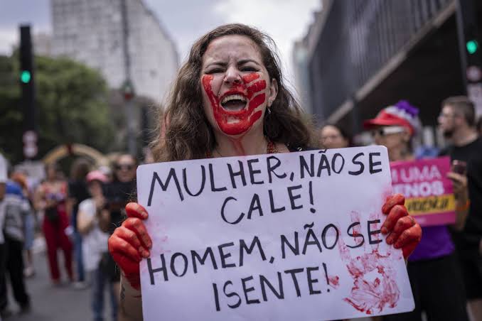 Lei Maria da Penha reconhece diferentes violências