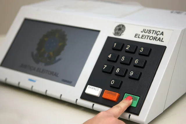 Eleições 2026 ganham nova configuração após apoio do PSOL-Rede a Lula
