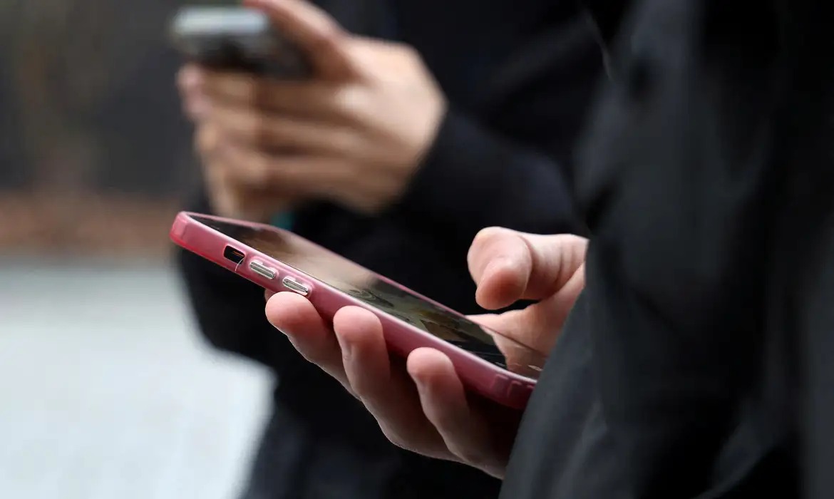 Entenda como plataforma ajuda jovens a conhecer o sistema eleitoral