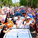 David Almeida e Shádia Fraxe percorrem bairros da capital em carreata