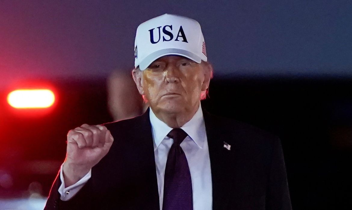 Trump aumenta cobrança sobre Brasil e cita PCC e Comando Vermelho