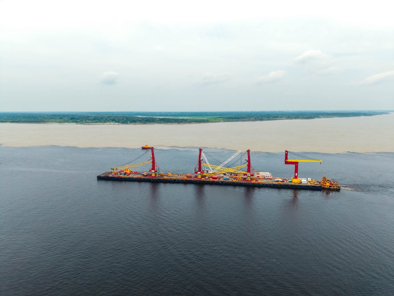 Píer parte de Manaus para Itacoatiara com equipes mobilizadas